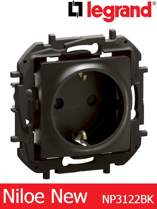 Контакт Шуко 16A с детска защита – черен Legrand Niloe New NP3122BK